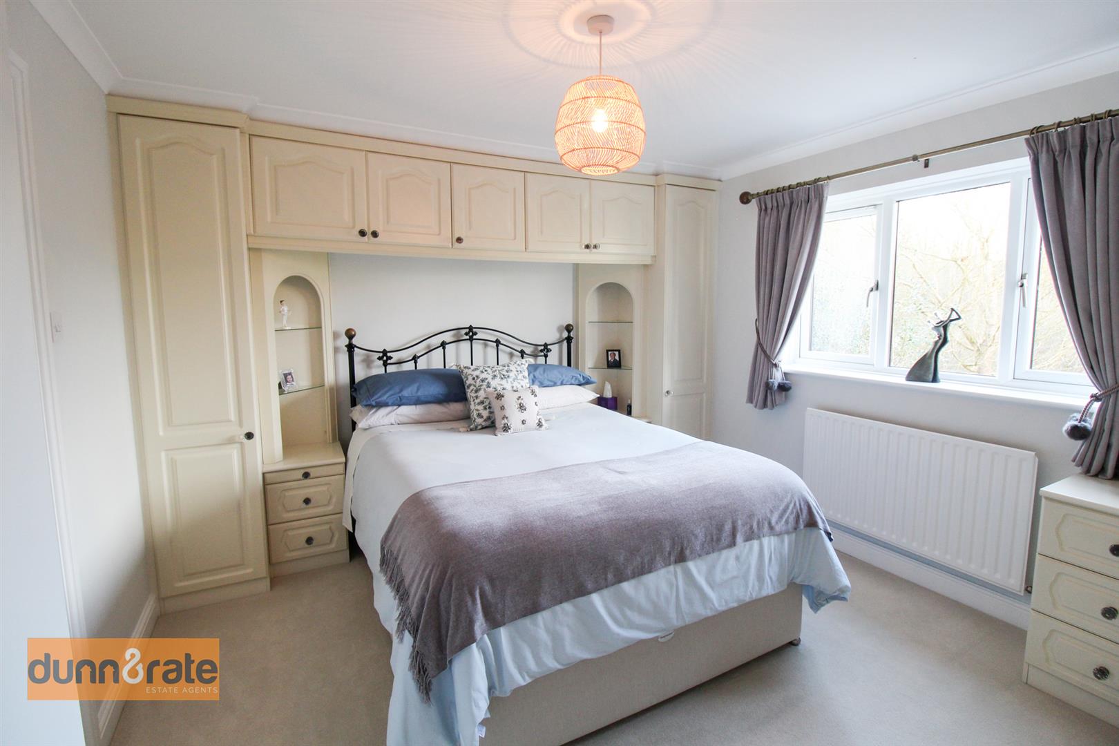 Cedartree Grove, Sneyd Green, Stoke-On-Trent